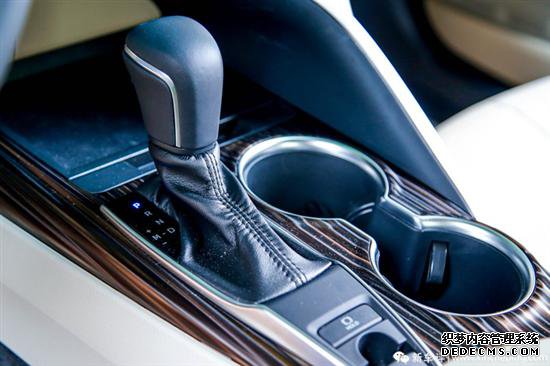 ������2.0L���Է�ʢ����1.76�����ų����е�ʵ������