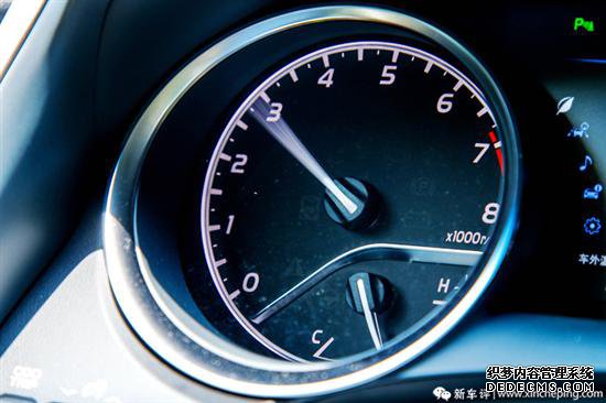 ������2.0L���Է�ʢ����1.76�����ų����е�ʵ������